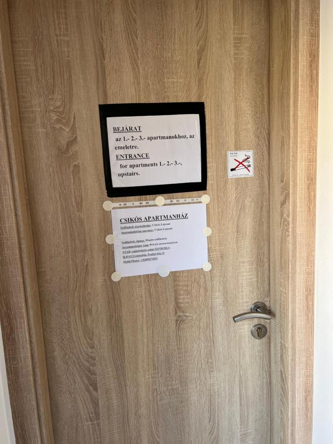 Csikos Apartman Gyenesdias Bagian luar foto