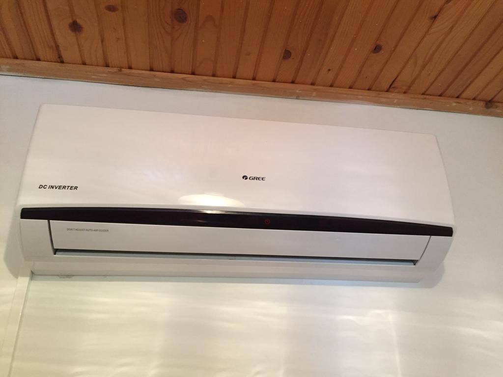 Csikos Apartman Gyenesdias Bagian luar foto